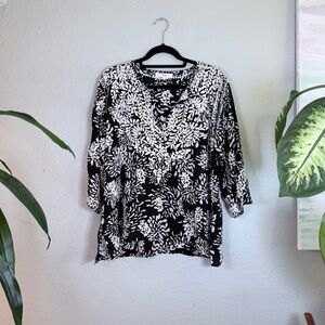 Amaya Silk Black White Floral Embroidered Notch V Neck Bohemian Flowy Tunic 42